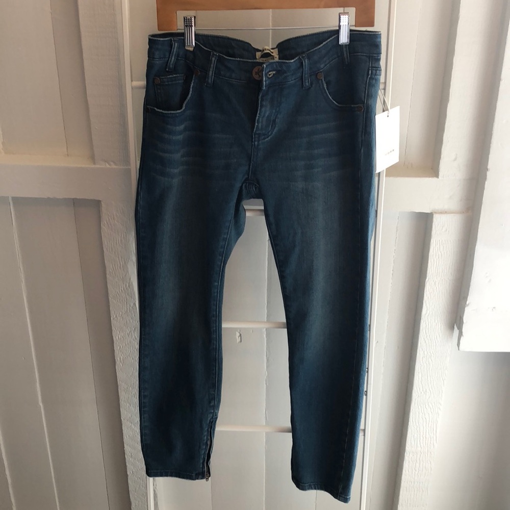 NWT one teaspoon freebirds